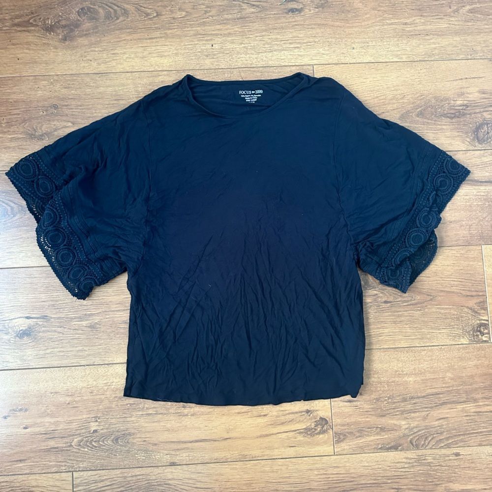 Focus 2000 black top